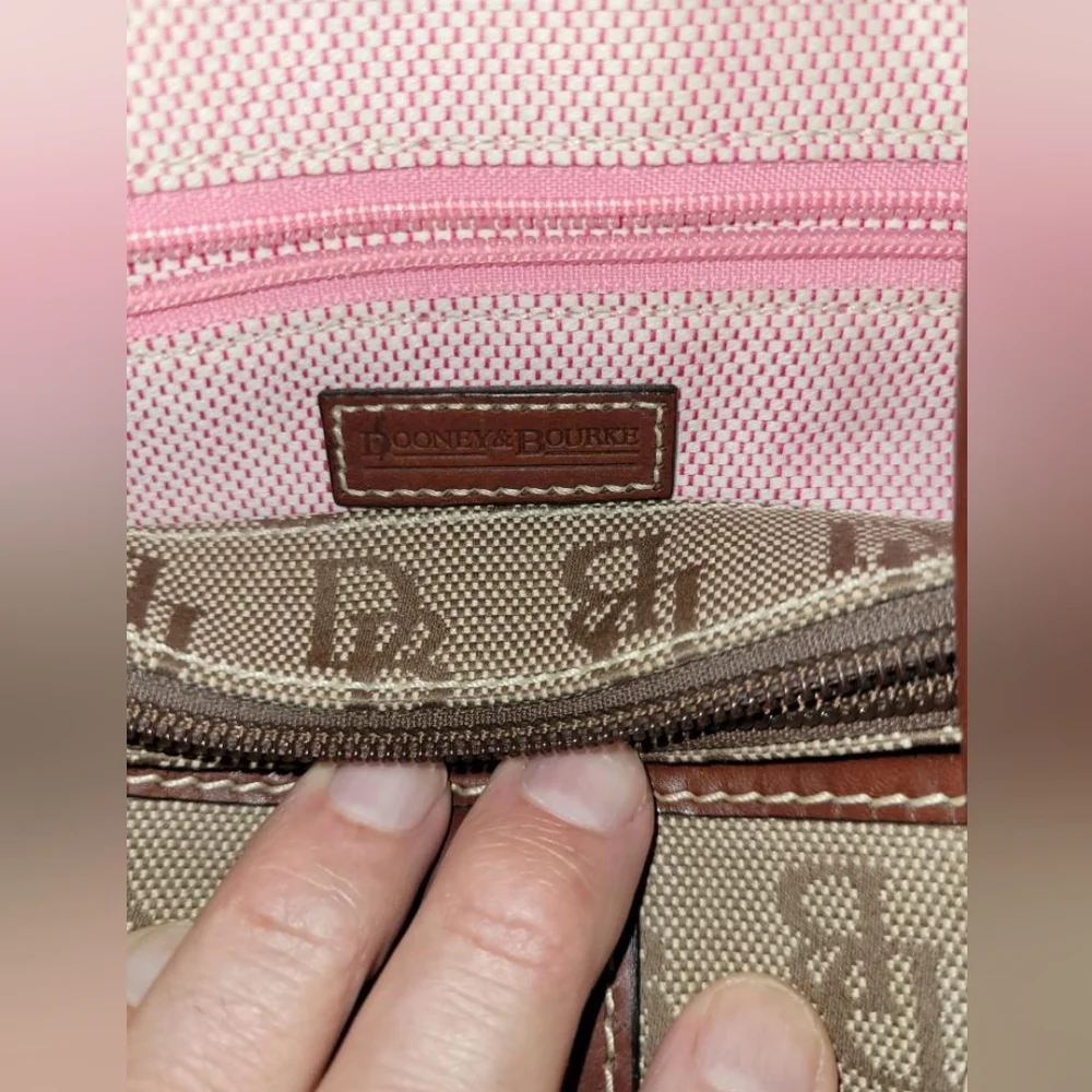 Dooney & Bourke HANDBAG BEIGE - Picture 8 of 13